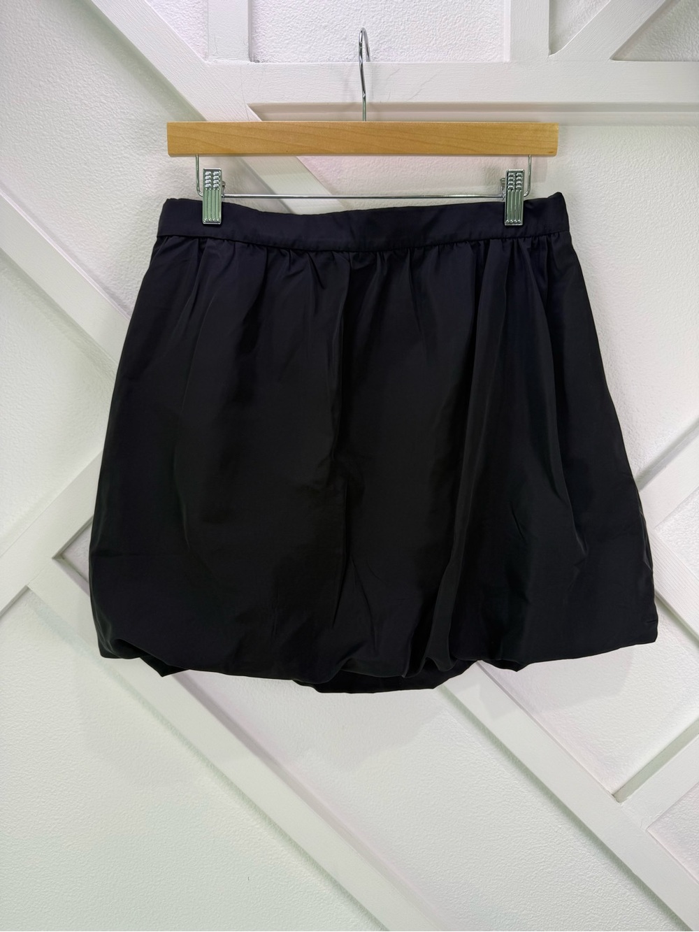NWT J. Crew Factory Bubble Hem Mini Skirt Black Size 6